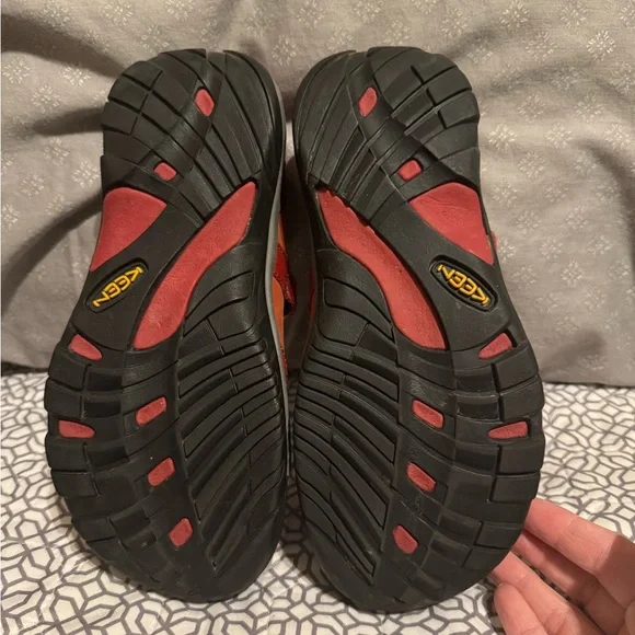 Keen Mary Jane Shoes - Picture 2 of 6